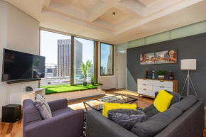 Executive Gem at Cartwrights Corner by ITC Hospitality with City & Harbour views